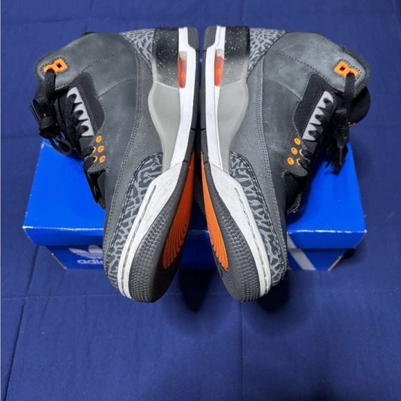 Jordan 3 Retro Fear 2023 Size 10 main image 5